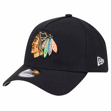 Load image into Gallery viewer, Chicago Blackhawks New Era NHL 9FORTY 940 Adjustable A-Frame Cap Hat Black Crown/Visor Team Color Logo