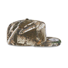 Load image into Gallery viewer, New York Yankees New Era MLB 9FIFTY 950 Snapback A-Frame Cap Hat Real Tree Edge Camo Crown/Visor White Logo