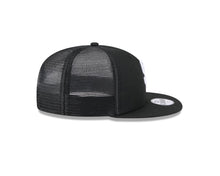 Load image into Gallery viewer, (Youth) San Diego Padres New Era MLB 9FIFTY 950 Kid Snapback Mesh/Trucker Cap Hat Black Crown/Visor White Logo