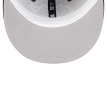 Load image into Gallery viewer, (Youth) Los Angeles Kings New Era NHL 59FIFTY 5950 Kid Fitted Cap Hat Black Crown/Visor Team Color Logo