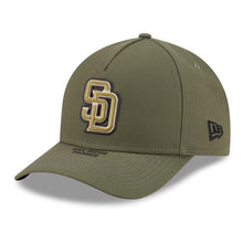 Load image into Gallery viewer, San Diego Padres New Era MLB 9FORTY 940 M-Crown A-Fram Cap Hat Olive Crown/Visor Olive Logo US Flag (2026 Armed Forces Day)