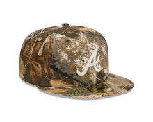 Load image into Gallery viewer, Atlanta Braves New Era MLB 59FIFTY 5950 Fitted Cap Hat Real Tree Camo Crown/Visor White Logo Gray UV