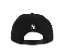 Load image into Gallery viewer, New York Yankees New Era MLB 9FIFTY 950 Snapback Cap Hat Black Crown/Visor Black/White/Metallic Gold Splatter Logo 1998 World Series Side Patch
