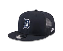 Load image into Gallery viewer, Detroit Tigers New Era 9FIFTY 950 Snapback Trucker/Mesh Cap Hat Navy Blue Crown/Visor Navy Blue/White Logo Black UV (2026 Batting Practice)