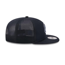 Load image into Gallery viewer, New York Yankees New Era MLB 9FIFTY 950 Snapback Trucker/Mesh Cap Hat Navy Blue Crown/Visor Navy Blue/White Logo Black UV (2026 Batting Practice)