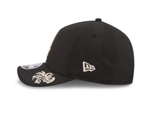Load image into Gallery viewer, Chicago White Sox New Era MLB 9FORTY 940 Adjustable M-Crown Cap Hat Black Crown/Visor White Logo Gray UV (Wordmark)