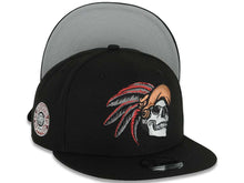 Load image into Gallery viewer, Mexico New Era 9FIFTY 950 Snapback Cap Hat Black Crown/Visor White/Metallic Brown/Metallic Red Skull Logo Aztec Calendar Side Patch Gray UV