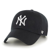 Load image into Gallery viewer, New York Yankees '47 Brand MLB Clean Up Adjustable Cap Hat Black Crown/Visor White Logo