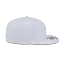 Load image into Gallery viewer, New York Yankees New Era MLB 9FIFTY 950 Snapback Cap Hat White Crown/Visor White Logo