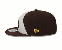Load image into Gallery viewer, San Diego Padres New Era MLB 9FIFTY 950 Snapback Cap Hat White/Brown Crown Brown Visor Brown/Yellow Logo (2024 Batting Practice)