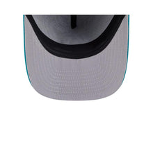Load image into Gallery viewer, Seattle Mariners New Era MLB 9FORTY 940 Snapback A-Frame Cap Hat Navy Blue Crown Teal Visor Team Color Logo Rain Cartoon