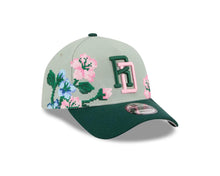 Load image into Gallery viewer, Dominican Republic New Era WBC 9FORTY 940 Adjustable A-Frame Cap Hat Pistachio Green Crown Green Visor Green/Pink Logo