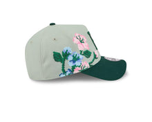 Load image into Gallery viewer, Dominican Republic New Era WBC 9FORTY 940 Adjustable A-Frame Cap Hat Pistachio Green Crown Green Visor Green/Pink Logo