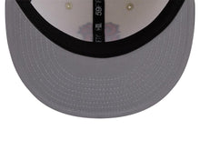 Load image into Gallery viewer, San Francisco Giants New Era MLB 59FIFTY 5950 Fitted Cap Hat Chrome White Crown Black Visor Orange/Black Logo Gray UV
