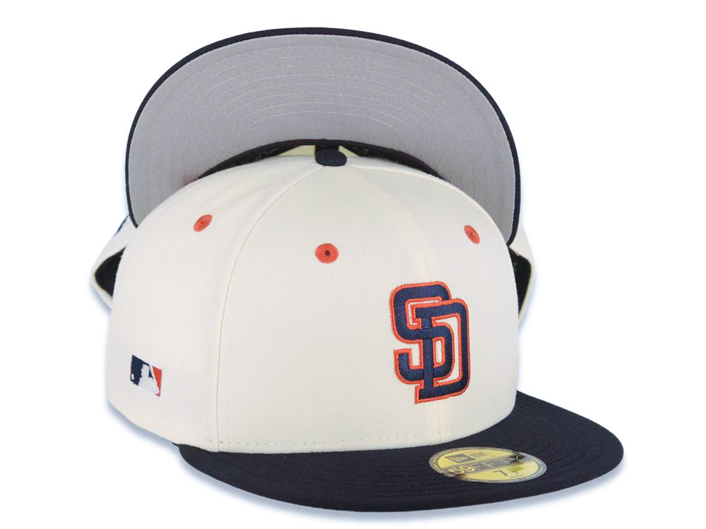 (FLAT STITCH) San Diego Padres New Era MLB 59FIFTY 5950 Fitted Cap Hat Cream Crown Navy Blue Visor Navy/Red Logo MLB Batterman Batty Side Patch