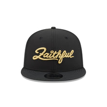 Load image into Gallery viewer, San Francisco 49ers New Era NFL 9FIFTY 950 Snapback Cap Hat Black Crown/Visor Metallic Gold Script/Text Logo Team Logo Side Patch Black UV