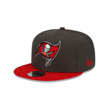 Load image into Gallery viewer, Tampa Bay Buccaneers New Era NFL 9FIFTY 950 Snapback Cap Hat Dark Gray Crown Red Visor Team Color Logo