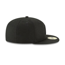 Load image into Gallery viewer, New York Yankees New Era MLB 59FIFTY 5950 Fitted Cap Hat Black Crown/Visor Black Logo