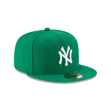 Load image into Gallery viewer, New York Yankees MLB Fitted Cap Hat Kelly Green Crown/Visor White Logo