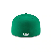 Load image into Gallery viewer, New York Yankees MLB Fitted Cap Hat Kelly Green Crown/Visor White Logo