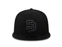 Load image into Gallery viewer, San Diego Padres New Era MLB 9FIFTY 950 Snapback Cap Hat Black Crown/Visor Black/Gray Logo