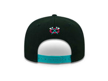Load image into Gallery viewer, Chicago Blackhawks New Era NHL 9FIFTY 950 Snapback Cap Hat Black Crown/Visor Gray/Teal/Red Logo