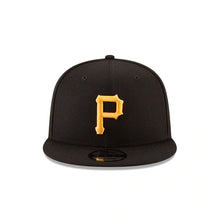 Load image into Gallery viewer, Pittsburgh Pirates New Era MLB 9FIFTY 950 Snapback Cap Hat Black Crown/Visor Yellow Logo