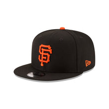 Load image into Gallery viewer, San Francisco Giants New Era 9FIFTY 950 Snapback Cap Hat Black Crown/Visor Orange Logo