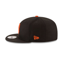 Load image into Gallery viewer, San Francisco Giants New Era 9FIFTY 950 Snapback Cap Hat Black Crown/Visor Orange Logo