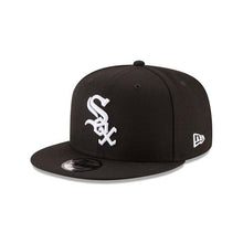 Load image into Gallery viewer, Chicago White Sox New Era MLB 9FIFTY 950 Snapback Cap Hat Team Color Black Crown/Visor White Logo