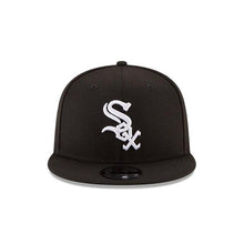 Load image into Gallery viewer, Chicago White Sox New Era MLB 9FIFTY 950 Snapback Cap Hat Team Color Black Crown/Visor White Logo