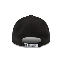 Load image into Gallery viewer, Chicago White Sox New Era MLB 9FORTY 940 Adjustable Cap Hat Black Crown/Visor White Logo
