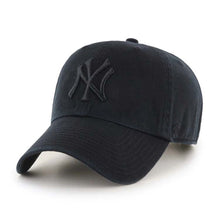 Load image into Gallery viewer, New York Yankees '47 Brand MLB Clean Up Adjustable Cap Hat Black Crown/Visor Black Logo