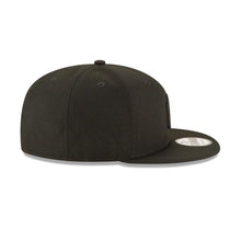 Load image into Gallery viewer, New York Yankees New Era MLB 9Fifty 950 Snapback Cap Hat Black Crown/Visor Black Logo