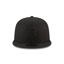 Load image into Gallery viewer, Detroit Tigers New Era MLB 9FIFTY 950 Snapback Cap Hat Black Crown/Visor Black Logo