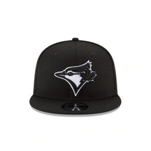 Load image into Gallery viewer, Toronto Blue Jays New Era MLB 9FIFTY 950 Snapback Cap Hat Black Crown/Visor Black/White Logo