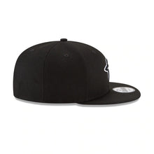 Load image into Gallery viewer, Toronto Blue Jays New Era MLB 9FIFTY 950 Snapback Cap Hat Black Crown/Visor Black/White Logo