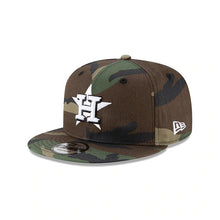Load image into Gallery viewer, Houston Astros New Era MLB 9FIFTY 950 Snapback Cap Hat Camo Crown/Visor White/Black Logo
