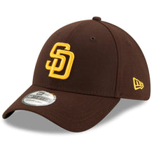 Load image into Gallery viewer, San Diego Padres New Era MLB 39THIRTY 3930 Flexfit Cap Hat Team Color Dark Brown Crown/Visor Yellow Logo