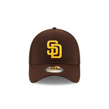 Load image into Gallery viewer, (Youth) San Diego Padres New Era MLB 39Thirty 3930 Flexfit Cap Hat Dark Brown Crown/Visor Yellow Logo