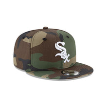 Load image into Gallery viewer, Chicago White Sox New Era MLB 9FIFTY 950 Snapback Cap Hat Camo Crown/Visor White Logo