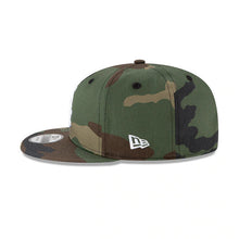 Load image into Gallery viewer, Chicago White Sox New Era MLB 9FIFTY 950 Snapback Cap Hat Camo Crown/Visor White Logo