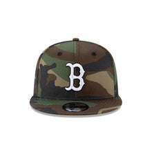 Load image into Gallery viewer, Boston Red Sox New Era MLB 9FIFTY 950 Snapback Cap Hat Camo Crown/Visor White/Black Logo