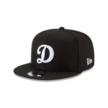 Load image into Gallery viewer, Los Angeles Dodgers New Era MLB 9FIFTY 950 Snapback Cap Hat Black Crown/Visor White/Black āDā Logo