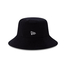 Load image into Gallery viewer, Detroit Tigers New Era MLB 59FIFTY 5950 Fitted Cap Hat Navy Crown/Visor Team Color Logo 2020 Batting Practice