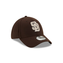Load image into Gallery viewer, San Diego Padres New Era MLB 39THIRTY 3930 Flexfit Cap Hat Brown Crown/Visor Gray/White Logo