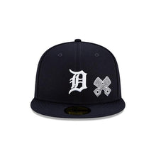 Load image into Gallery viewer, Detroit Tigers New Era MLB 59Fifty 5950 Fitted Hat Navy Crown/Visor White Team Color Logo with Multiple Patches Gray UV (City Transit)