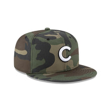 Load image into Gallery viewer, Chicago Cubs New Era MLB 59FIFTY 5950 Fitted Cap Hat Camo Crown/Visor White/Black Logo