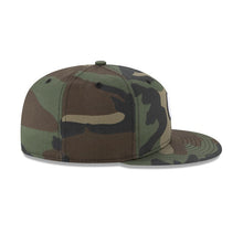 Load image into Gallery viewer, Chicago Cubs New Era MLB 59FIFTY 5950 Fitted Cap Hat Camo Crown/Visor White/Black Logo
