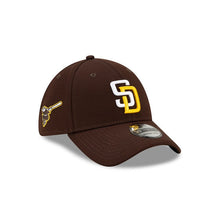 Load image into Gallery viewer, San Diego Padres New Era MLB 39THIRTY 3930 Flexfit Cap Hat Brown Crown/Visor White/Yellow Logo (Batting Practice)